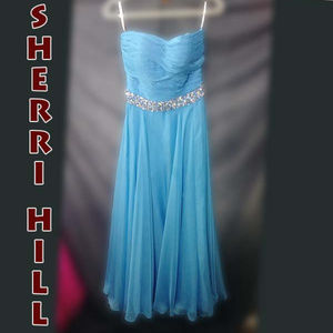 Sherri Hill strapless gown prom Style